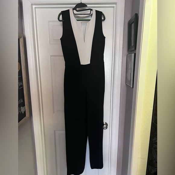 BCBG MaxAzria Black and White Jumpsuit - Picture 10 of 10